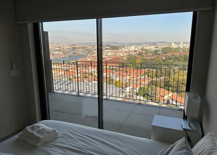 New Douro 801 With Parking